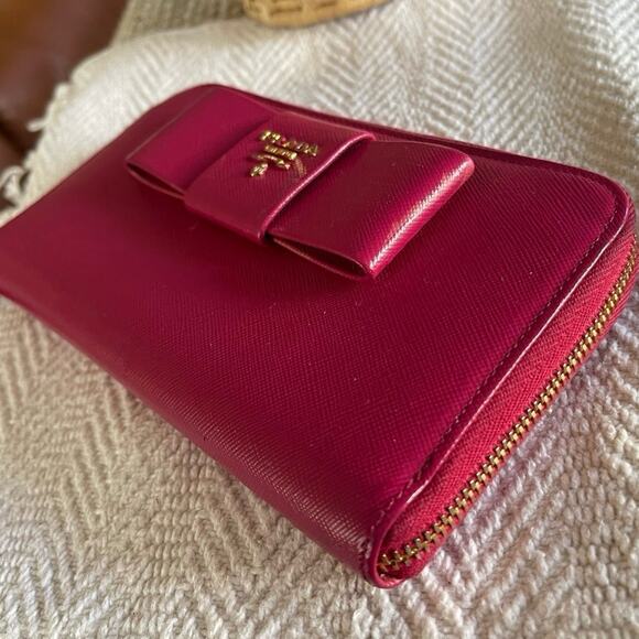Prada Saffiano leather zip around wallet with bow in Peony Pink - Picture 3 of 12